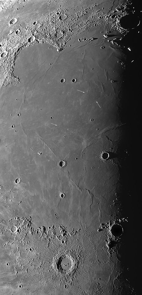 Moon Surface Aesthetic, Moon Surface Wallpaper, Ios 11 Wallpaper, Iphone Wallpaper Photography, Astronomy Pictures, $b Wallpaper, Aesthetic Objects, Moon Surface, Star Photography