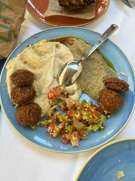 Middle Eastern Food Aethstetic, Seminary Aesthetic, Middle Eastern Girl Aesthetic, Jewish Core, Jewish Girl Aesthetic, Jew Aesthetic, Middle Eastern Aesthetic, Eastern Europe Aesthetic, Eastern European Food