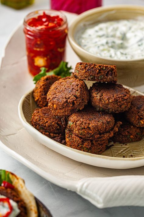 Vegan Kofte, Toasted Walnuts, Pickled Onions, Vegetarian Meals, Red Lentil, Heart Healthy Recipes, Plant Based Protein, Red Meat, Traditional Food