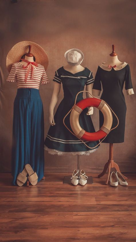 femkit on Instagram: AHOI SAILOR ⚓️♥️⚓️ 1,2 or 3? Some of our favorite Sailor Looks. Which one do you like the most? ⚓️♥️🛟⛵️⚓️ . . #dailyoutfitinspo… Barbie Sailor Outfit, Female Sailor Outfit, Sailor Aesthetic Sea Outfit, Vintage Sailor Outfit, Sailorcore Outfit, Sailor Core Aesthetic, Nautical Aesthetic Fashion, Nautical Editorial, Sailor Outfit Aesthetic