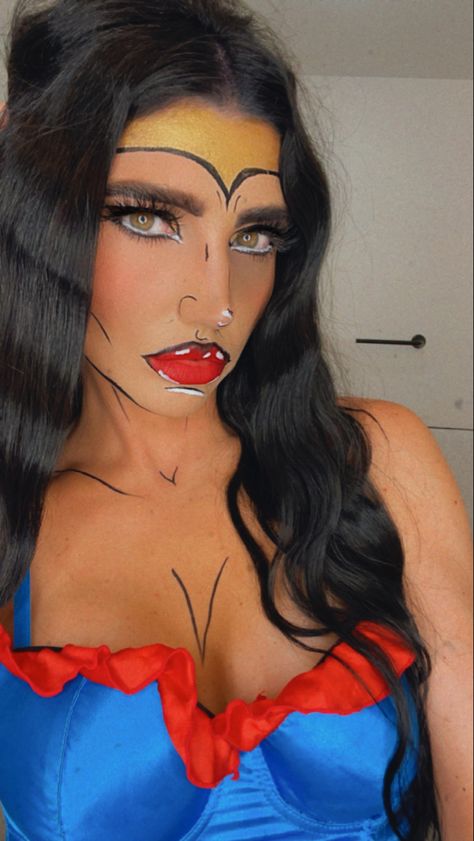 Superwoman Makeup, Super Woman, Halloween Makeup, Face Paint, Carnival Face Paint, Halloween Face, Makeup Tutorial, Face Makeup, Halloween Face Makeup