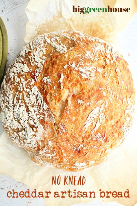 No Knead Cheddar Artisan Bread - Big Green House | for the love of baked goods. Cheddar No Knead Bread, Cheddar Artisan Bread, Big Green House, Knead Bread Recipe, Tasty Bread Recipe, Herb Bread, Artisan Bread Recipes, Dinner Sandwiches, Knead Bread