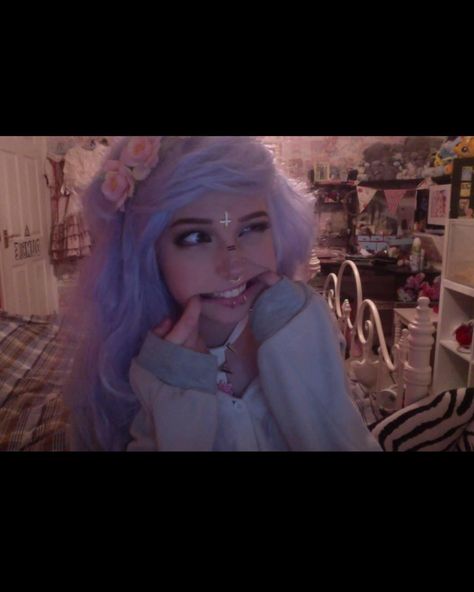 Belle Delphine before fame #belledelphine #fame Tumblr Grunge 2014, 2014 Tumblr Grunge, Grunge 2014, Tumblr Goth, Pastel Scene, 2014 Vibes, Belle Delphine, 2014 Tumblr, Pale Grunge