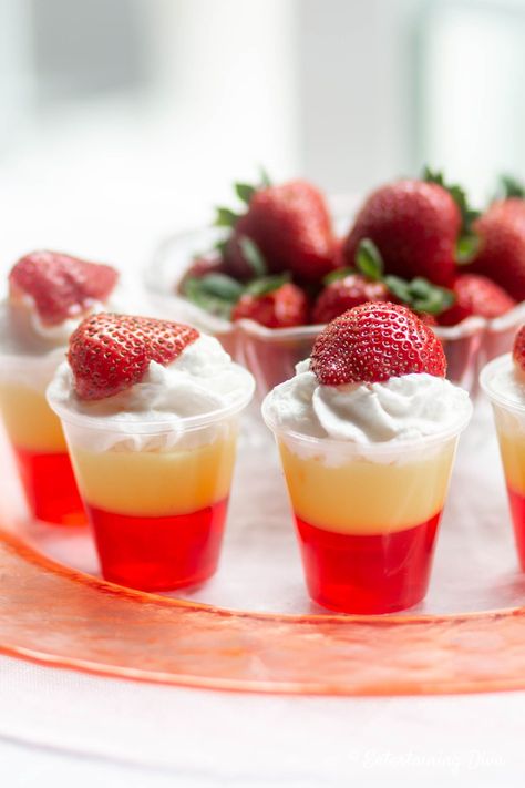 These red and white jello shots are one of the best jello shot recipes ever! They're made with strawberry jello, vanilla pudding, whipped vodka and strawberry pucker (or schnapps), and taste delicious instead of a shooter or cocktail #fromhousetohome #partyideas #jelloshots #layeredjelloshots #redjelloshots #recipes Cream Jello Shots, Best Jello Shot Recipes, White Jello, Cream Jello, Champagne Jello Shots, Best Jello Shots, Jello Shots Recipe, Jello Shots Vodka, Apple Pucker