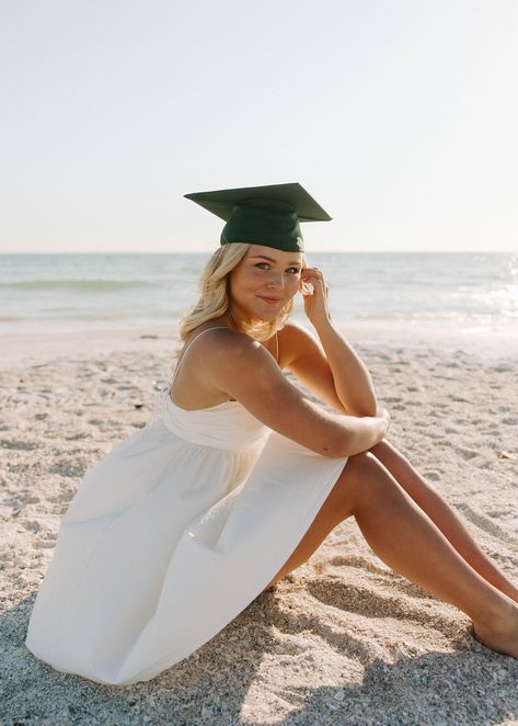 Senior Pictures At Beach Ideas, Beachy Graduation Pictures, Senior Photo Beach Ideas, Beach Photoshoot Graduation, Beach Pictures Graduation, Graduation Photos At The Beach, Beach College Graduation Pictures, Pier Senior Pictures, Graduation Pictures On The Beach