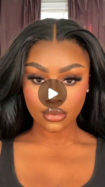 Makeup Looks For Darker Skin, No Lashes Makeup Look, How To Do Makeup For Beginners, Beginner Makeup Tutorial, Dark Skin Makeup Tutorial, Essential Makeup Brushes, Essential Makeup, Beginners Makeup, Makeup Order