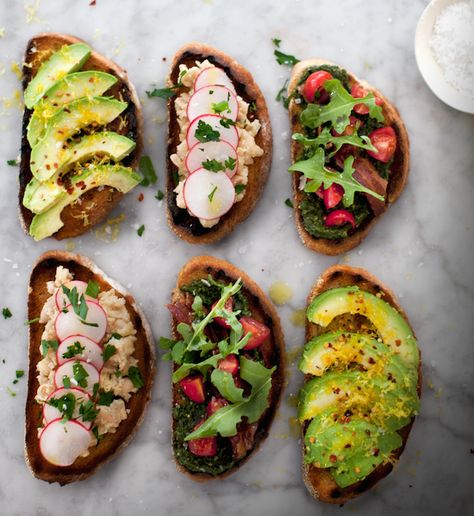 Build-Your-Own-Tartines, photo by Kim Jones Tartine Recipes, Open Faced Sandwiches, Dinner Quick, Healthy Appetizer, Sandwich Bar, Gourmet Sandwiches, Outdoor Grilling, Blue Dahlia, Summer Picnics