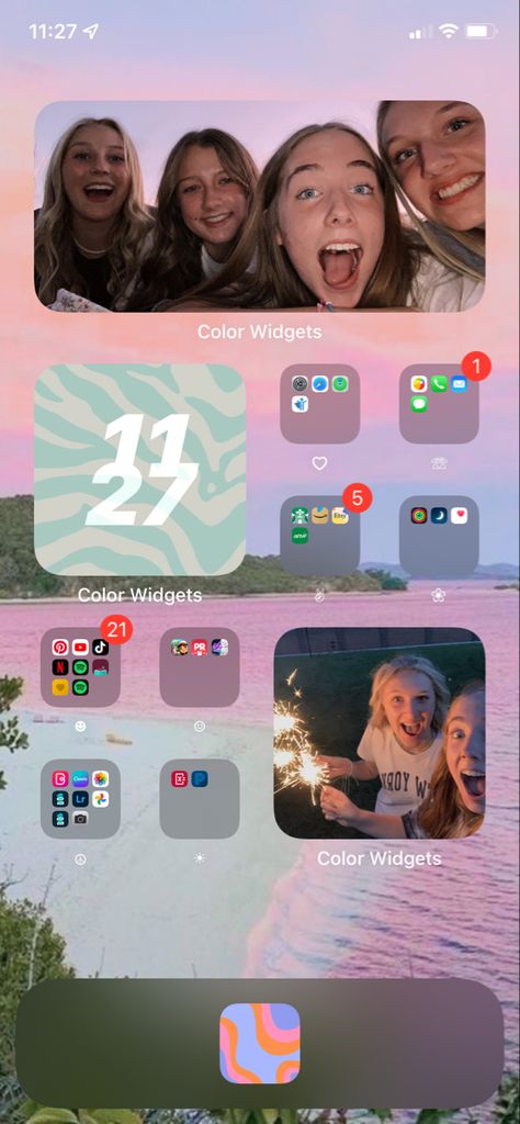 Friend Widget Ideas, Cool Ways To Set Up Your Homescreen, Ios 16 Home Screen Ideas With Friends, Iphone Home Screen Layout 2023, Cute Ways To Set Up Your Homescreen, Preppy Lockscreen Ios 16, Preppy Lock Screen Ideas, Athstetic Home Screen Layout, Home Screen Wallpapers Layout