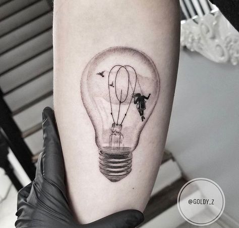 Mad Max Tattoo, Light Bulb Tattoo, Cute Tattoos Quotes, Bulb Drawing, Bulb Tattoo, Cute Shoulder Tattoos, Lightbulb Tattoo, Ink Master Tattoos, Bulb Art