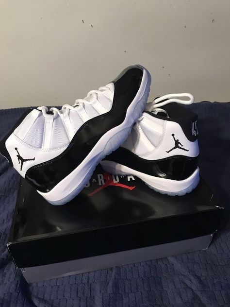 Retro Shoes Outfit, Nike Jordan 11, Dd Osama, Jordan 11s, Air Jordan 11 Low, Cheap Jordan, Trendy Shoes Sneakers, Jordan Shoes Girls, Pretty Shoes Sneakers