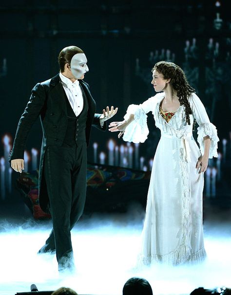 The Phantom And Christine Costume, Girl Duo Costumes, Phantom And Christine, Opera Ghost, Duo Costumes, Christine Daae, Music Of The Night, A Night At The Opera, Movie Shots