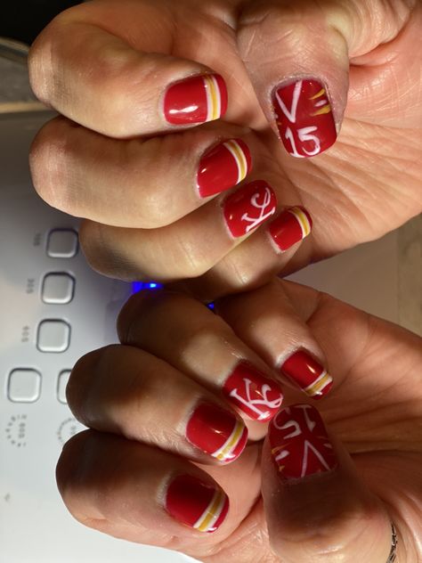 Short Football Nails, Kansas City Chiefs Nails Designs, Kansas City Chiefs Nails, Kc Chiefs Nails, Kc Nails, Chiefs Nails, Football Nail Designs, Sports Nails, Football Nails