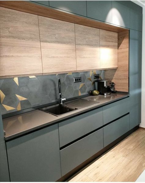 Kitchen Laminates Design, Small Kitchen Modular Design, Small Kitchen Decor Ideas, Stylish Small Kitchen, Kitchen Laminate, Interior Design Kitchen Small, Kitchen Tiles Design, Kitchen Cupboard Designs, Modern Kitchen Cabinet Design