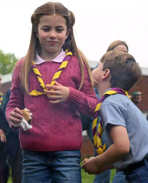 Prince Georges, Princesa Charlotte, Prince William Et Kate, Prince Harry Et Meghan, Pictures Of Prince, Prince Louis, Young Prince, Sweet Pic, Isabel Ii