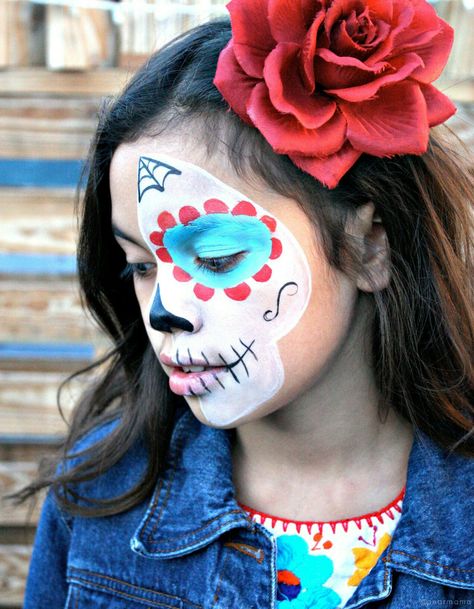 Sugar Skull Makeup Tutorial, Skull Face Makeup, Dia De Los Muertos Party Ideas, Day Of The Dead Crafts, Sugar Skull Face Paint, Skull Makeup Tutorial, Dragon Makeup, Makeup For Kids, Skull Face Paint