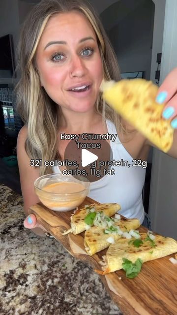 Janelle Rohner on Instagram: "Quick and easy lunch or dinner CRUNCHY TACOS and only 321 calories and 36g protein. 
Ingredients
	•	4 Mission Corn Tortillas 
	•	3 oz Chicken Breasts (Boneless, Skinless)
	•	50 g Mozzarella Cheese 
	•	40 g Greek Yogurt 
	•	Tapatio 
	•	Taco Seasoning 
Instructions
	1	First, prepare your chicken. Crockpot or rotisserie works
	2	Take two paper towels and run them under water to get them damp and ring out the extra water. Wrap your tortillas in your damp paper towel and microwave for 20-30 seconds.  
	3	Bring your pan to a medium high heat and spray a minimal amount of avocado oil spray. 
	4	Add your chicken, taco seasoning, and cheese to each taco and fry on both sides.  
	5	To make your dipping sauce, add your greek yogurt and tapatio hot sauce and mix!
	6	Lastl Ww Chicken Tacos, Chicken And Corn Tacos, Ww Tacos, Macro Ideas, Janelle Rohner, Crunchy Tacos, Keto Tacos, Today Recipes, Taco Lettuce Wraps