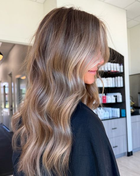 Your extensions should be as seamless as your color 🙌 Swipe to see the before and after! Highlights, lowlights, and @racoonhairextensions luxe link extensions! #hairgoals #haircolor #hairextensionspecalist #utahhairextensionspecialist #utahhairstylist #utahcolorspecialist #hairtransformation #utah #balayageinspo Lowlights Before And After, Balayage With Extensions, Reverse Balayage, Highlights Lowlights, Bronde Hair, Hair Transformation, Hair Goals, Balayage, Hair Extensions