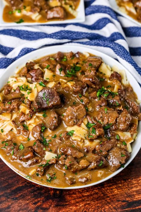 Nana's Beef Tips with Noodles Beef Tips And Pasta, Beef Entrees Main Dishes, Steak Tips Recipe Easy, Beef Tips With Noodles, Soup Recipes Simple, Beef Tips And Noodles, Beef Dinners, Keto Beef, Cheap Food