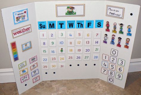 Preschool Learning Board, Kids Homework Station, Preschool Boards, Learning Board, Preschool Circle Time, Kids Homework, Tot School, Preschool At Home, Circle Time