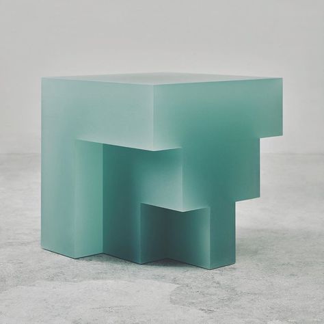 Resin Side Table, Modernist Architects, Carlo Scarpa, Josef Albers, Resin Design, Resin Furniture, Modern Chinese, Hotel Boutique, D B