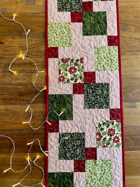 Free Christmas Table Runner Quilt Patterns, Christmas Tablerunner Ideas, Winter Table Runner Patterns, Free Christmas Table Runner Patterns Quilt Blocks, Patterns For Table Runners, Free Christmas Table Runner Patterns, Christmas Table Runner Patterns Free, Quilted Christmas Table Runners Patterns, Holiday Quilted Table Runners