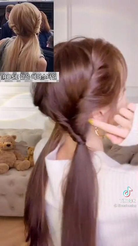 Scottish Women Hairstyles, Jumpsuit Outfit Hairstyle, Easy Two Ponytail Hairstyles, Two Braids Korean, How To Do Cute Hairstyles Step By Step, Korean Hairstyle Tutorial Step By Step, Korean Two Braids Hairstyle, Korean Hairstyles Long Hair, Hairstyles Cute Korean