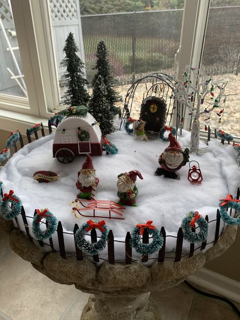 My Christmas Fairy Garden 2020 Winter Fairy Garden Ideas, Christmas Fairy Garden Diy, Winter Fairy Garden, Christmas Fairy Garden, Christmas Crib, Garden Winter, Fairy Garden Designs, Winter Fairy, Fairy Garden Houses