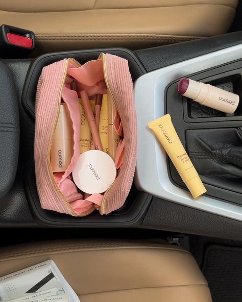 Persona Cosmetics | En route to: ______ Fill in the blank 👀👛 #personacosmetics #onthego #summermakeup | Instagram Persona Cosmetics, Fill In The Blank, Summer Makeup, Persona, Makeup, On Instagram, Instagram, Make Up