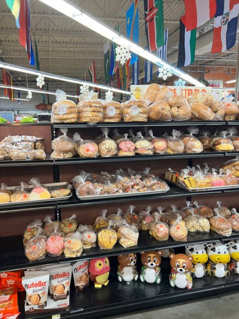 Pan Dulce Mexican Grocery Store Aesthetic, Grocery Store Aesthetic, Mexican Grocery Store, Nutella Biscuits, Store Aesthetic, Food Obsession, Mexican Food, Grocery Store, Xmas Gifts