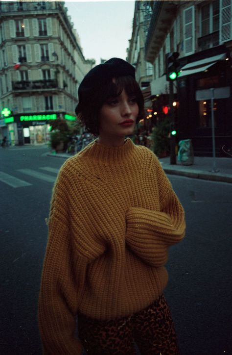 Taylor Lashae, Chic Dressing, Parisian Look, French Bob, Parisian Vibes, French Girls, French Women, French Chic, Parisian Chic