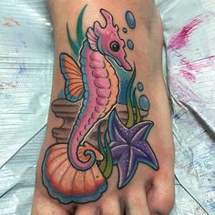 traditional seahorse tattoo - Google Search Feminine Seahorse Tattoo, Seahorse And Flower Tattoo, Tattoo Ideas Seahorse, Seahorse And Starfish Tattoo, Cartoon Seahorse Tattoo, Sea Life Tattoos, Ethnic Tattoo, Cosmic Tattoo, Starfish Tattoo