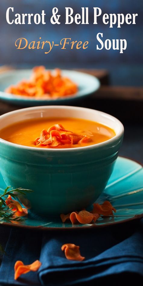 Carrot Pepper Soup, Menstrual Cycle Soup, Recipes Carrots, Red Pepper Soup Recipe, Pepper Soup Recipe, Bell Pepper Soup, Cleaner Eating, Snacks Under 100 Calories, Plant Based Soups