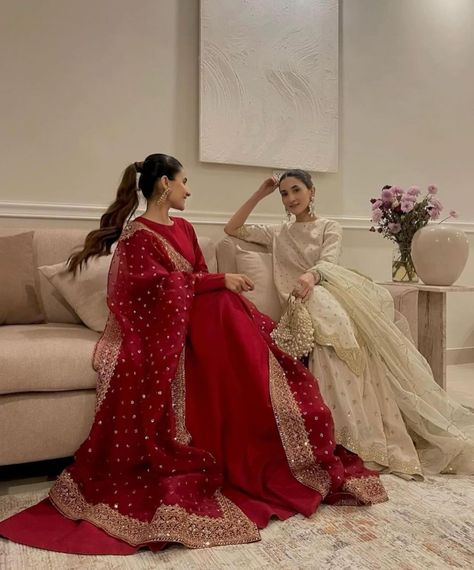 Dress For Bride Sister, Pakistani Attire, Dresses For Bride, Desi Fits, Desi Outfits, Dresses Traditional, Pakistani Clothes, Lace Dress Design, Dresses Design