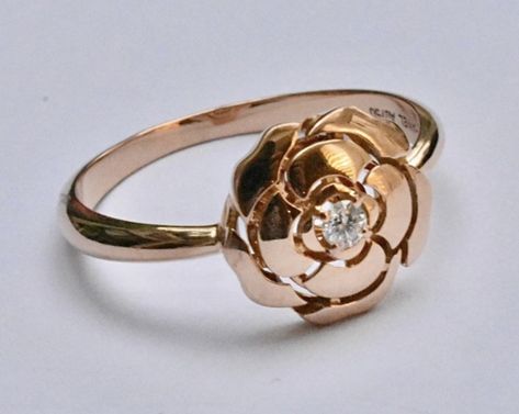 https://www.luxyvint.com/collections/rings/products/chanel-camelia-diamond-ring-18k Chanel Camelia Ring, Chanel Ring Gold, Chanel Jewelry Ring, Camelia Flower, Gold Thumb Rings, Chanel Flower, Chanel Ring, Flower Diamond Ring, Chanel Camellia