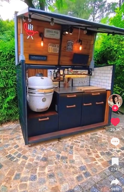 Barbaque Area Outdoor, Garden Cooking Area, Diy Grill Station, Bbq Shed, Outdoor Grill Station, Container Bar, Outdoor Cooking Area, Kitchen Box, Outdoor Barbeque