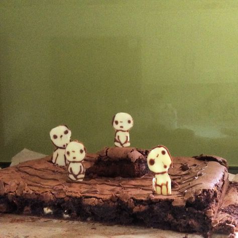 Kodama cake! Princess mononoke ghibli inspired Cake Princess, Princess Mononoke, Teddy Bear, Cake, Animals