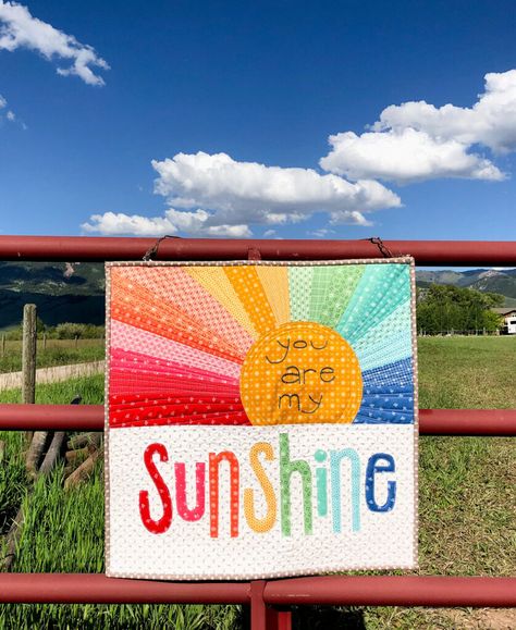 Sew along to create a Stunning Rainbow Sunshine mini quilt You Are My Sunshine Quilt, Rainbow Quilts Ideas Free Pattern, Rainbow Quilts Ideas, Sunshine Quilt Pattern, Nursery Quilts, Sun Quilt, Sunshine Quilt, Sunset Mug, Sewing Felt