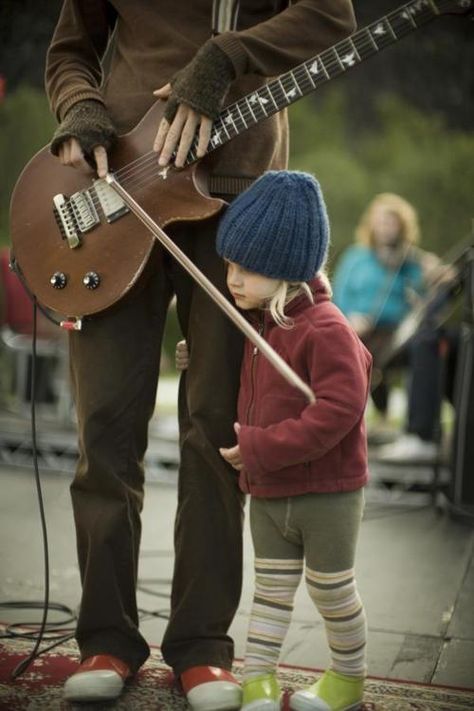 Heima - Sigur Ros Sigur Ros, Play Guitar, Music Is, Iceland, Musical, Guitar, Sound, Band, Film