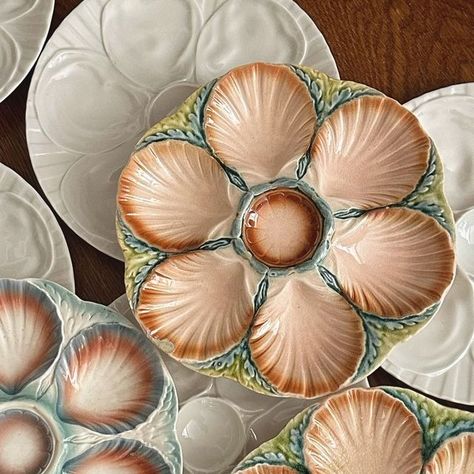 Backcountry Mercantile on Instagram: "French oyster plates made by Digoun & Sarreguemines, circa 1930’s. 🦪 These vintage majolica plates make for a beautiful wall plate display, or are simply a superior choice to start or add to an already existing barbotine collection.   You might ask what the difference is between barbotine and majolica? Barbotine is the French word for majolica, and majolica is a style of pottery known for its bright coloring and natural motifs.   #majolica #french #vintage #barbotine #oysterplates #oysterplate #wallart #collection #collectibles #coastal #coastalliving #coastaldecor #coastaldecorating" Natural Motifs, Coastal Deco, Oyster Plates, French Word, Majolica Pottery, Plate Display, Wall Plate, Beautiful Wall, Coastal Living