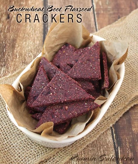 Recipe-Buckwheat-Beet-Flax-Crackers @RunninSrilankan - drop flaxseed, use egg replacer, sub hazelnut flour for almond. Flaxseed Crackers, Flax Crackers, Buckwheat Recipes, Crackers Recipe, Gluten Free Crackers, Homemade Crackers, Beet Recipes, Healthy Comfort, No Carb Recipes