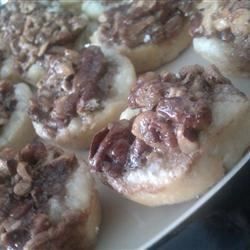 This recipe for delicious walnut filling is meant to be the filling for kolacky cookies. Authentic Polish Pierogi Recipe, Kolacky Recipe, Kolacky Cookies, Ganache Recipes, Babka Cake, Polish Foods, Christmas Yummies, Nut Rolls, Polish Heritage