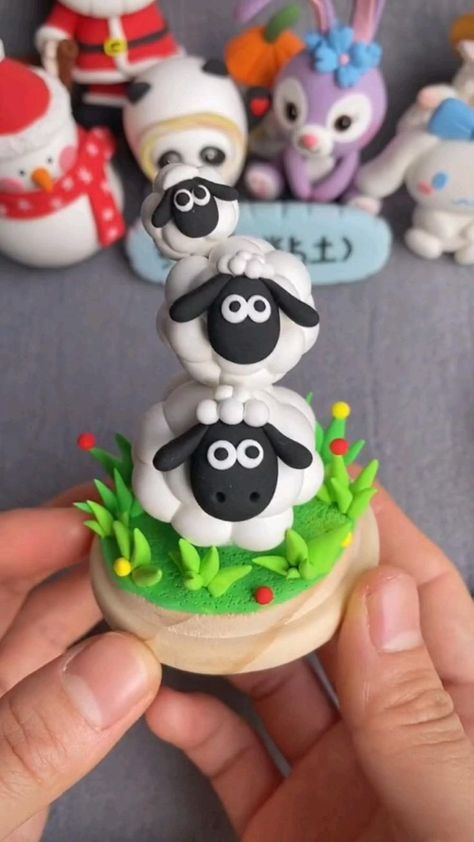 Animals Clay, Crafts Clay, Dolls Ideas, Clay Crafts For Kids, Clay Moulding, Diy Air Dry Clay, Shaun The Sheep, Tanah Liat, Clay Diy Projects