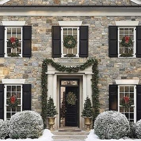 Window Swags, Enchanted Rose, Brick Exterior House, Christmas Porch Decor, Christmas Porch, Winter Home Decor, Winter House, Decoration Christmas, Christmas Garland