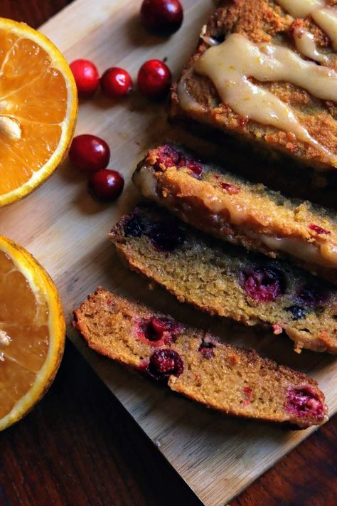 AIP Cranberry Orange Bread (AIP & Paleo Holiday dessert) - Sonora In Bold Aip Cake Recipes, Aip Christmas Recipes, Aip Fall Recipes, Aip Cake, Aip Baking, Aip Diet Recipes, Aip Breakfast, Paleo Thanksgiving, Orange Bread