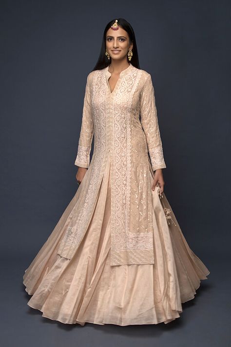 Lucknowi Anarkali, Anjul Bhandari, Dress Elegant Classy, Sari Gown, Chicken Suits, Lucknowi Suits, Indian Designer Suits, Pakistani Fashion Party Wear, Dress Neck Designs