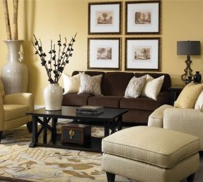 decorate around a brown sofa - Google Search Brown And Cream Living Room, Brown Sofa Living Room, Brown Couch Living Room, Brown Living Room Decor, Yellow Living Room, Living Room Color Schemes, Brown Furniture, Brown Living Room, Brown Sofa