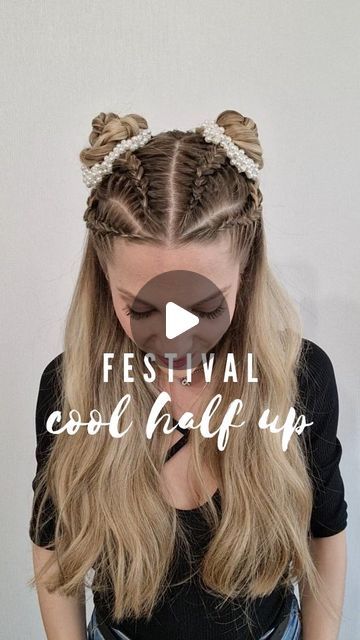 Poppy ✨️♏️ on Instagram: "FESTIVAL HAIR pt 4 💫 Would you wear this braided half up space buns ?! 

.
. 

#festivalhair #festivalhairstyles #spacebuns #partyhair #partyhairstyle #funhair #funhairstyles #funhairdontcare" Graduation Party Finger Food Ideas, Half Up Space Buns, Party Finger Food Ideas, Party Finger Food, Rave Braids, Finger Food Ideas, Space Buns, Braided Half Up, Party Finger Foods