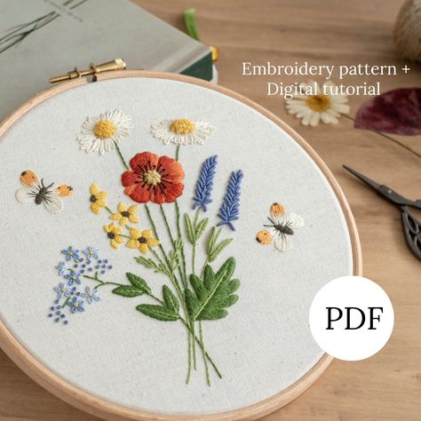 Bees Project, Bouquet Embroidery Pattern, Embroidery Poppy, Embroidery Bouquet, Poppy Embroidery, Wildflower Embroidery, Bouquet Embroidery, Birthday Embroidery, Dimensional Embroidery