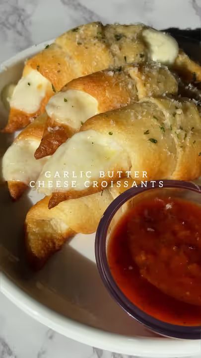 Cheesy Garlic Butter Croissants | perfect for a snack or appetizer✨ #r... | Garlic Bread | TikTok Mozzarella Stick, Cheese Croissant, Crescent Dough, Tasty Recipes Videos, Quick Recipes Snacks, Butter Cheese, Easy Snack Recipes, Sweet Snacks Recipes, Delicious Snacks Recipes