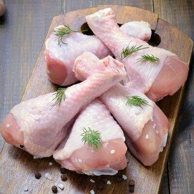 How long does it take to cook drumsticks? Best step by step guide. - The cooking bar How Long To Bake Chicken Drumsticks, How Long To Cook Chicken Legs In Oven, Boil Frozen Chicken, How To Cook Drumsticks, Roasted Drumsticks, Chicken Legs In Oven, Baking Frozen Chicken, Drumsticks Oven, Baked Garlic Chicken